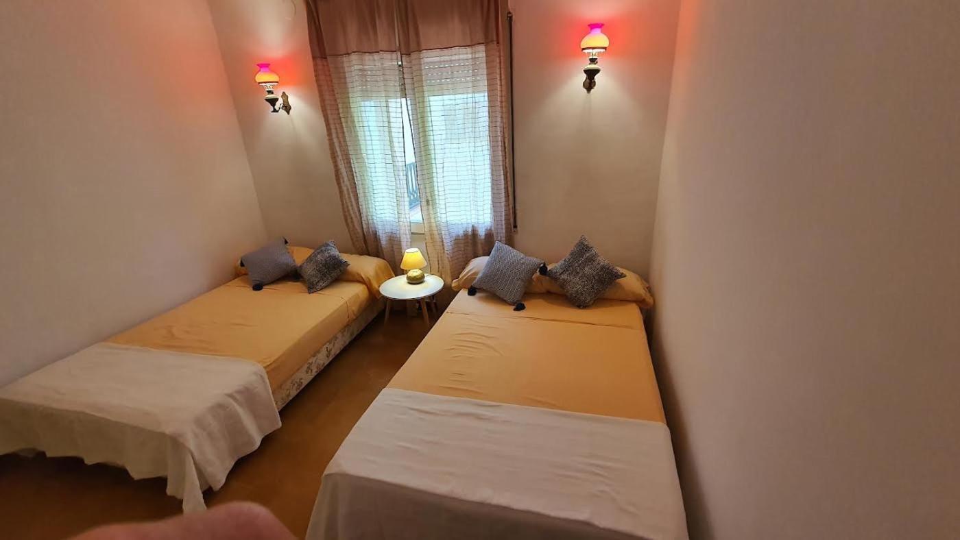 Apartment Roc Sant Gaita - Seafront View - Port Aventura Roda de Bará エクステリア 写真